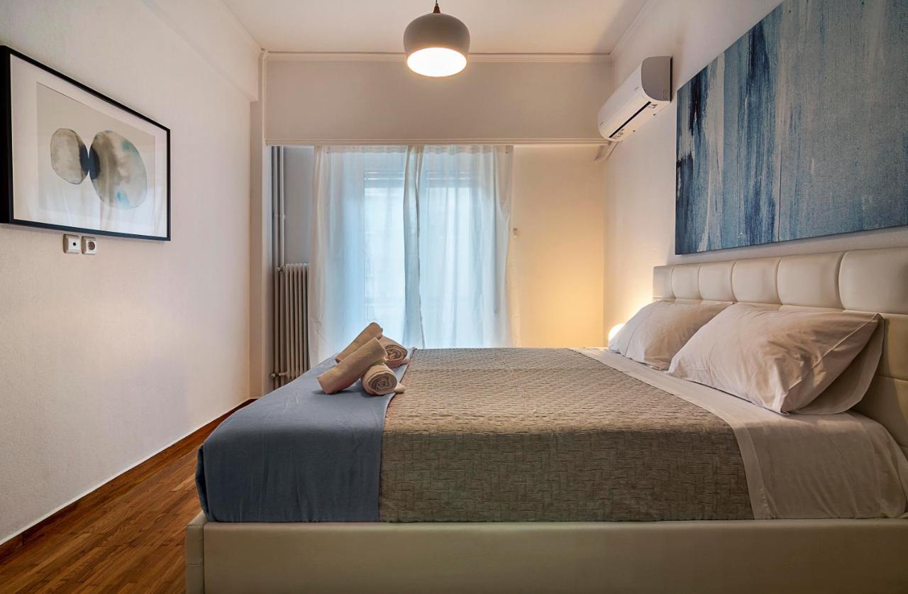 Elegant, Spacious & Minimalist Aptm W/Balcony Lägenhet Aten Exteriör bild