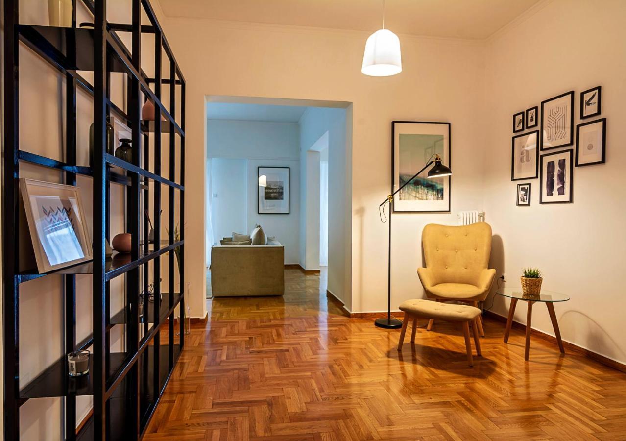Elegant, Spacious & Minimalist Aptm W/Balcony Lägenhet Aten Exteriör bild